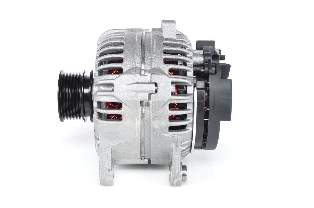 BOSCH E8 (>) 14V 82/155A Alternador