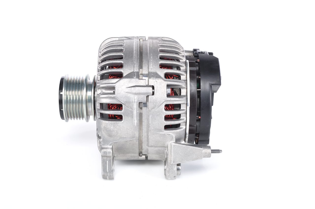 BOSCH E8 (>) 14V 75/140A Laturi