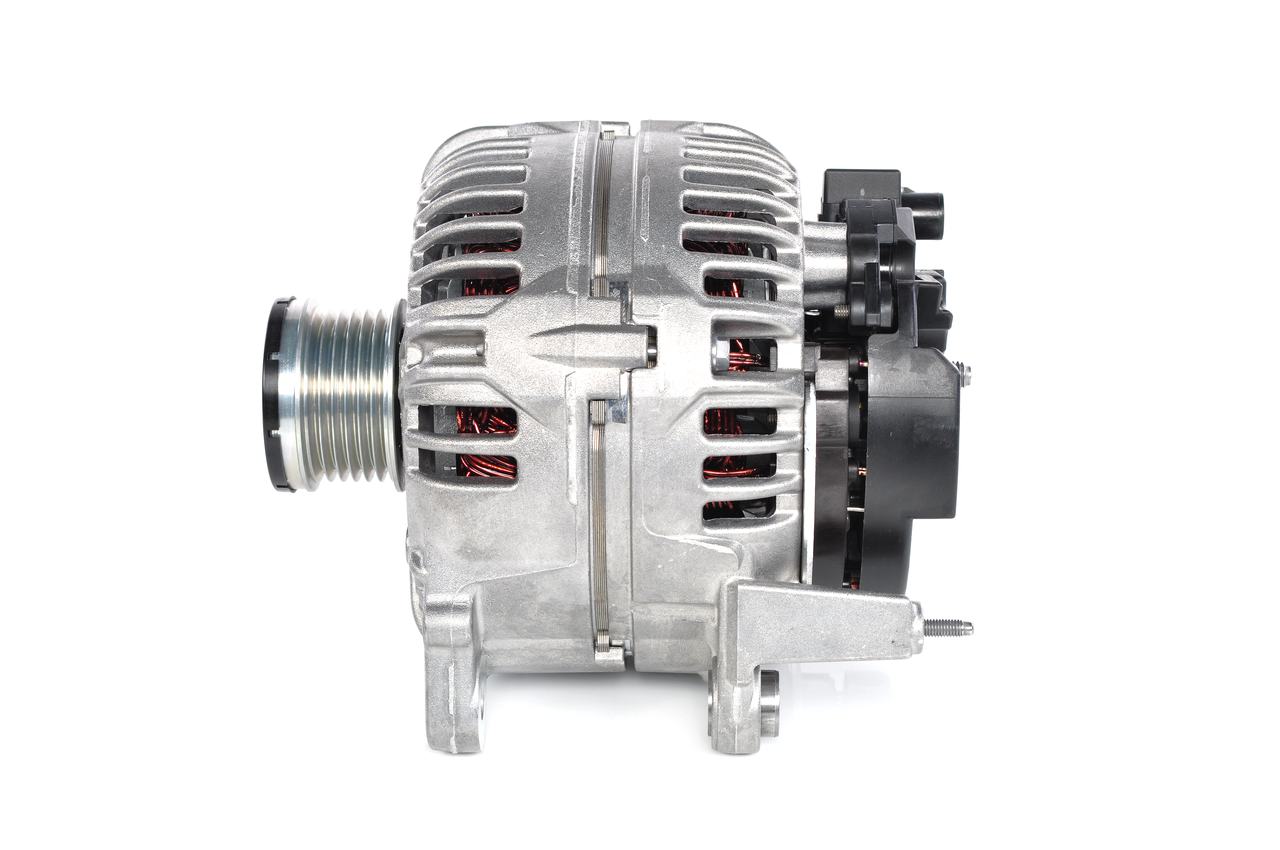 BOSCH E8 (>) 14V 75/140A Laturi