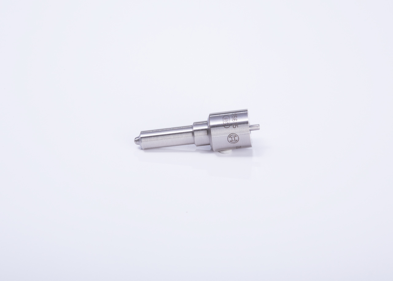 BOSCH DLLA 145 P 580/ Düsenkörper