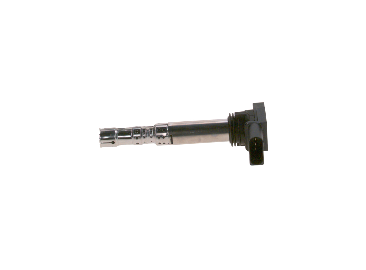 BOSCH Zapaľovacia cievka 0 986 221 050 BOSCH 0 986 221 050 Jednotka zapaľovacích cievok originálne BENTLEY