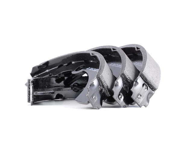 BOSCH 0 986 487 760 NISSAN trommelrem