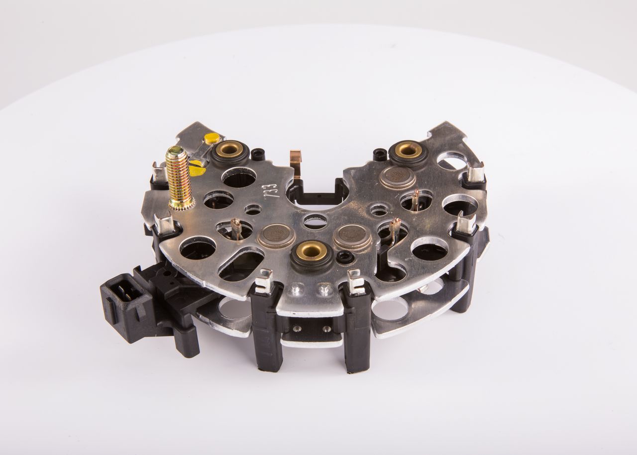 BOSCH 1 127 319 733 Tasasuuntain, generaattori