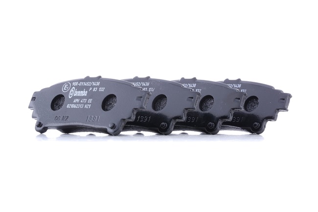 BREMBO P 83 132 Pidurikattekomplekt, ketaspidur Lexus hind originaal