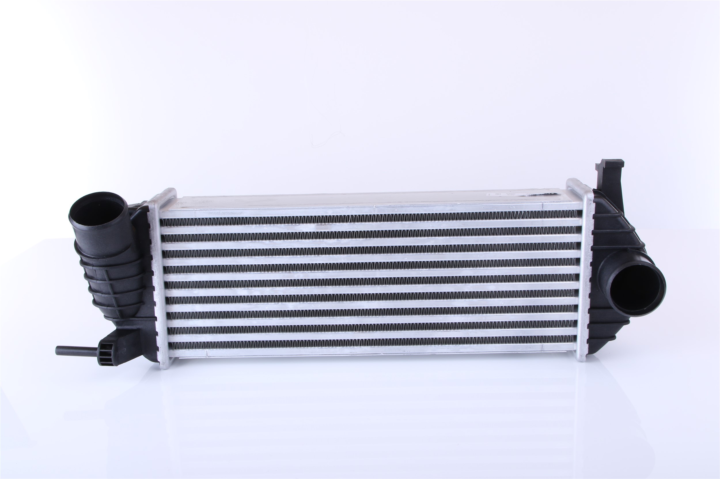 NISSENS 96572 Intercooler