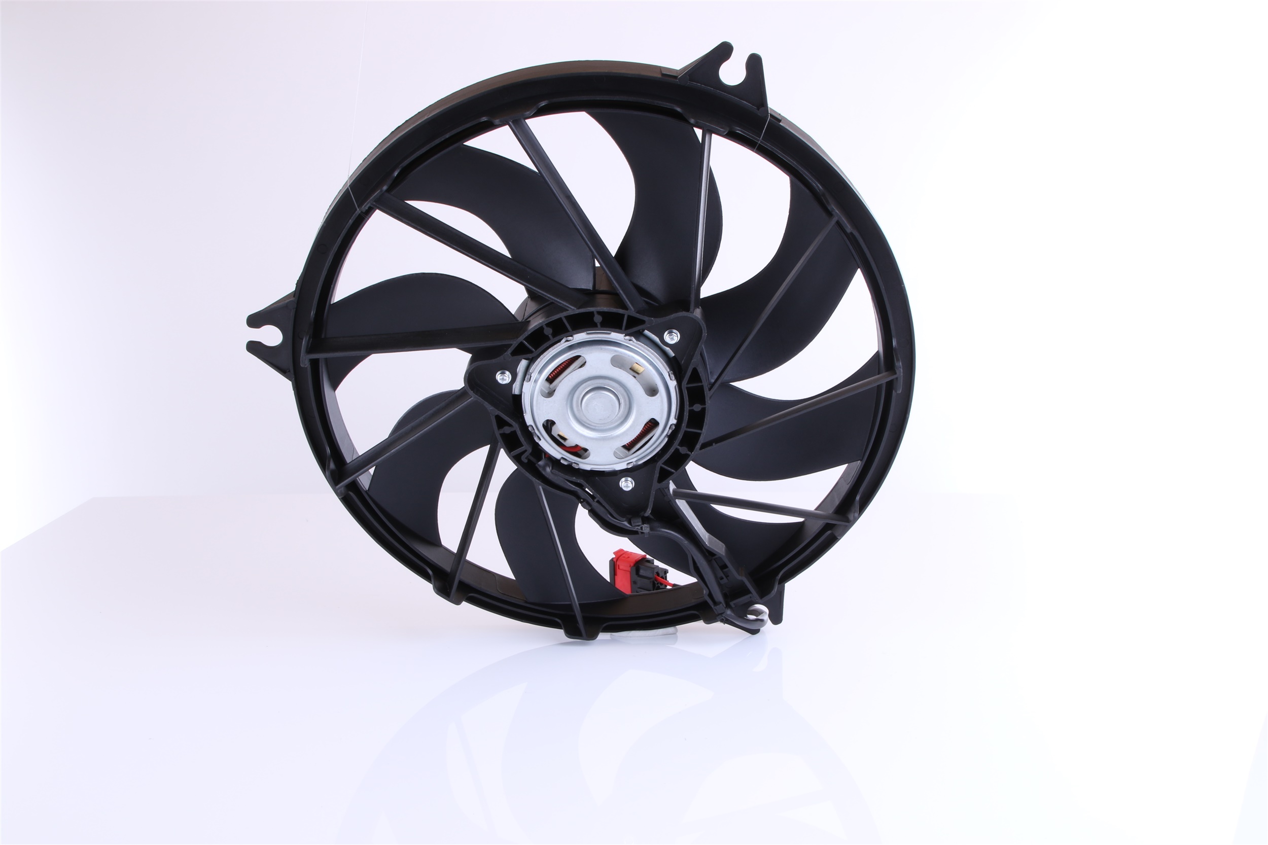 Koelventilator 85607 NISSENS 125480 DAF