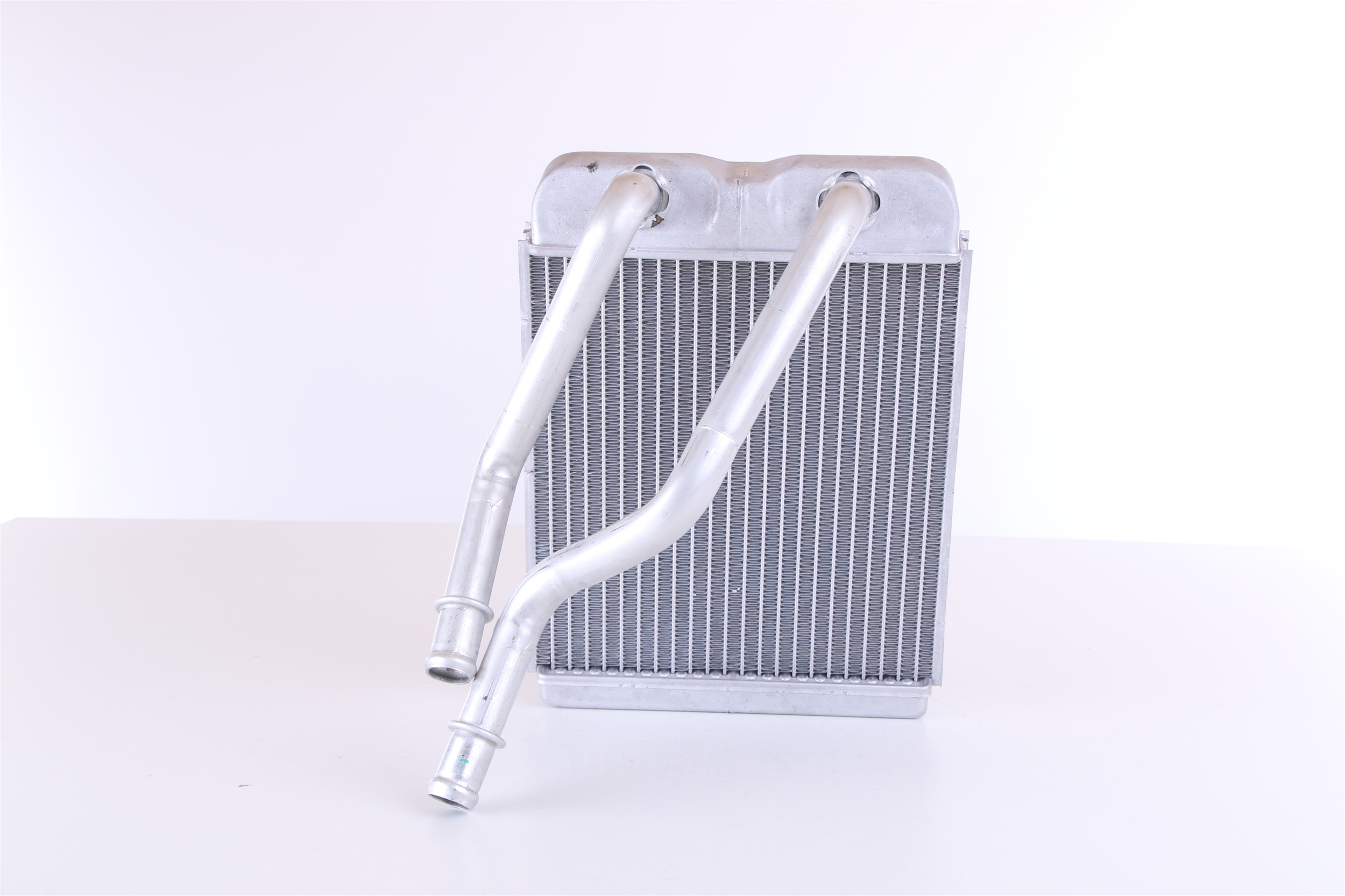 NISSENS 70818812 Radiateur de chauffage