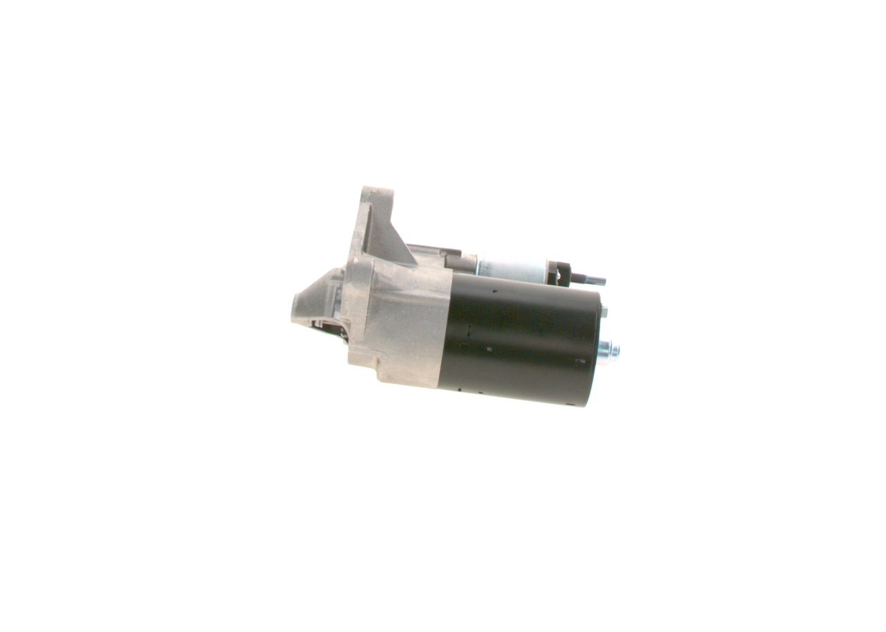 Käynnistysmoottori 0 001 106 017 BOSCH 8 253 505 NISSAN