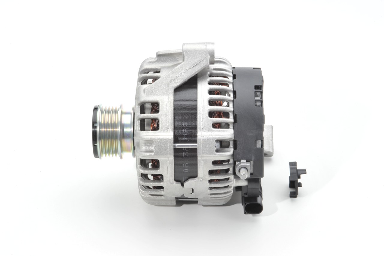 BOSCH 0 125 711 047 Laturi BOSCH EL7 (>) 14V 95/150A Laturi