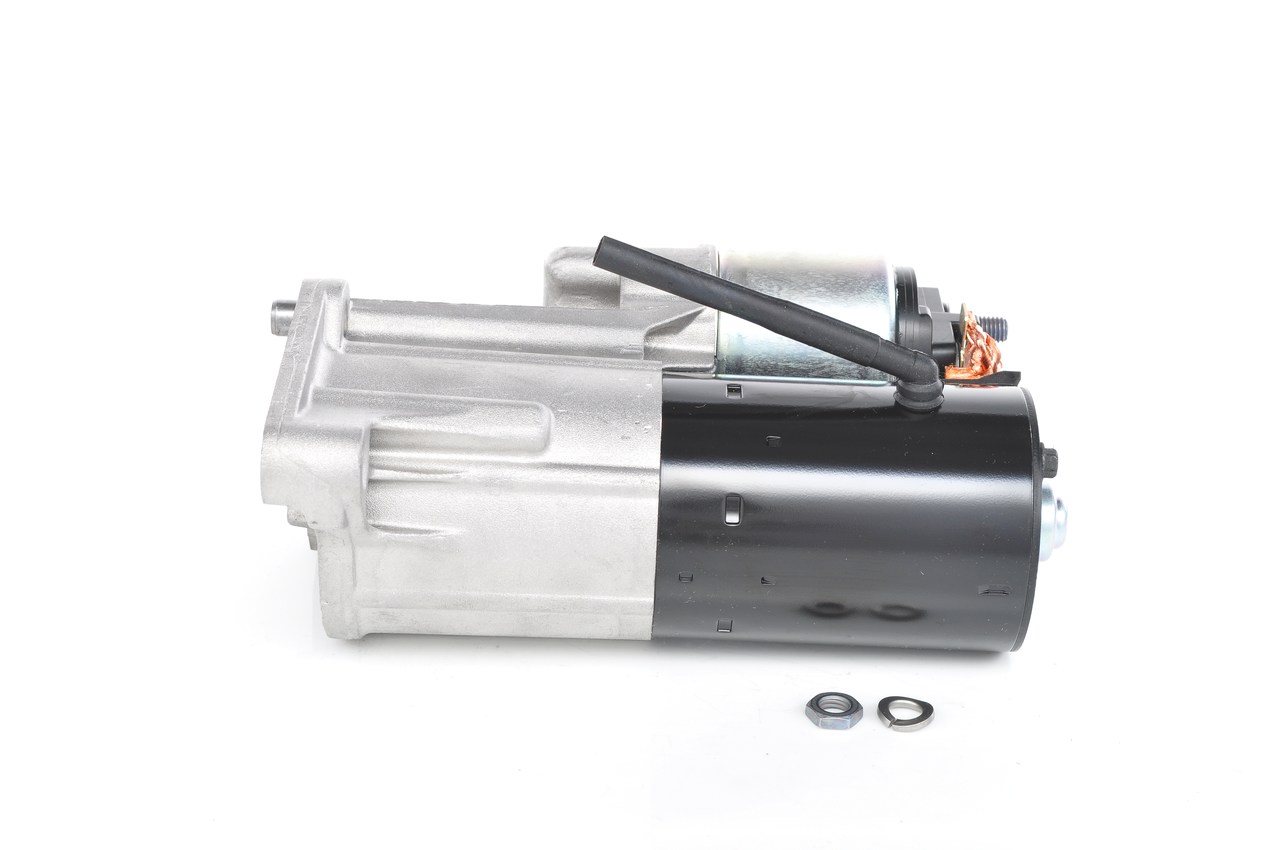 Starter 0 001 121 443 BOSCH LR029180 LAND ROVER
