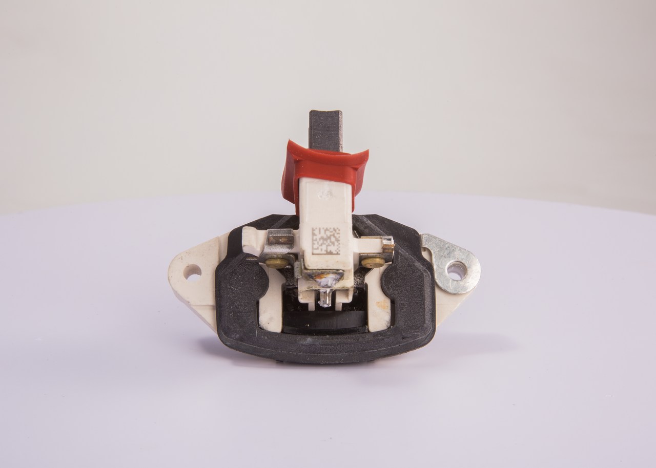 BOSCH EL 28V/HR 11 Regulador do alternador