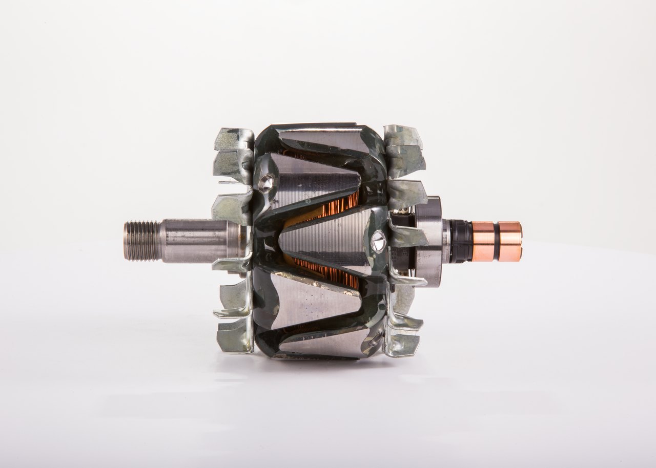 BOSCH F 00M 111 608 Pyörijä
