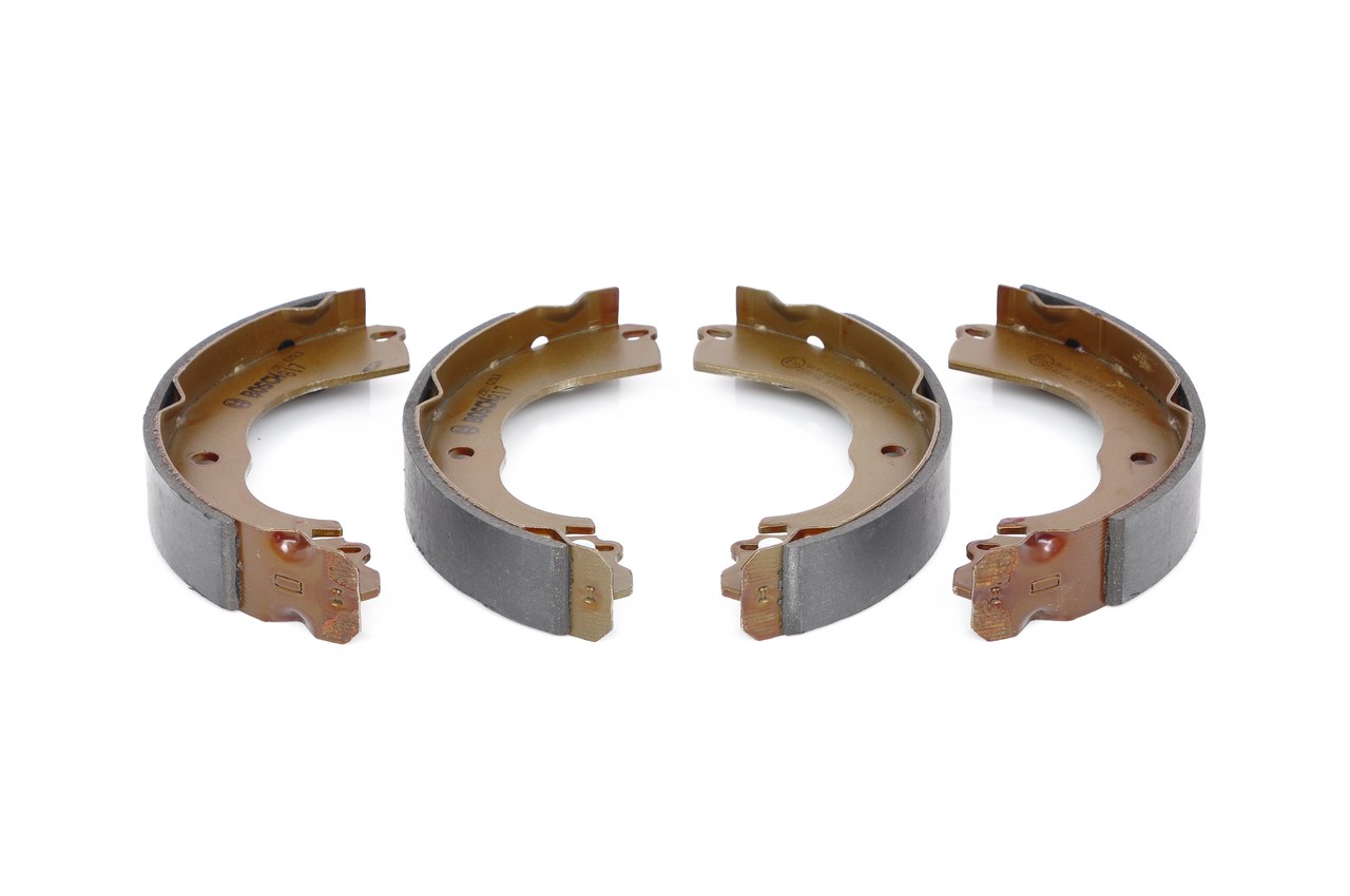 BOSCH 0 986 487 799 Trommelbremsen MITSUBISHI Colt VI Plus 1.5 (Z23W) 105 PS Benzin Kosten