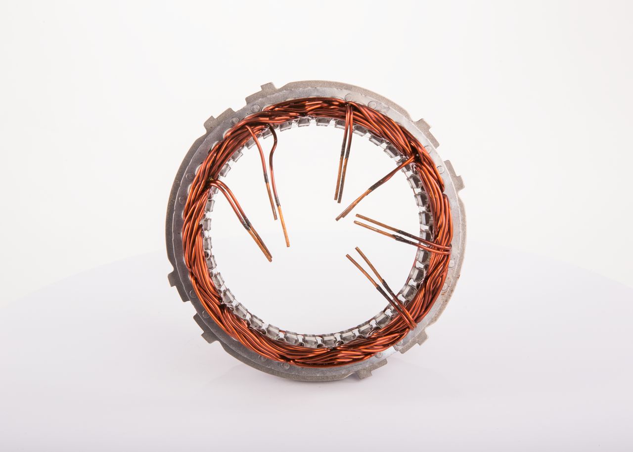 BOSCH F 00M 120 106 Stator, alternateur