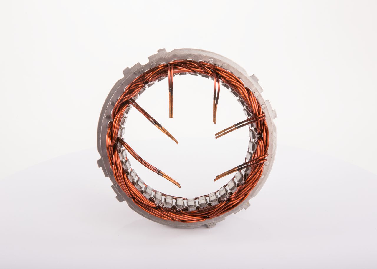 BOSCH F 00M 120 108 Stator, alternateur