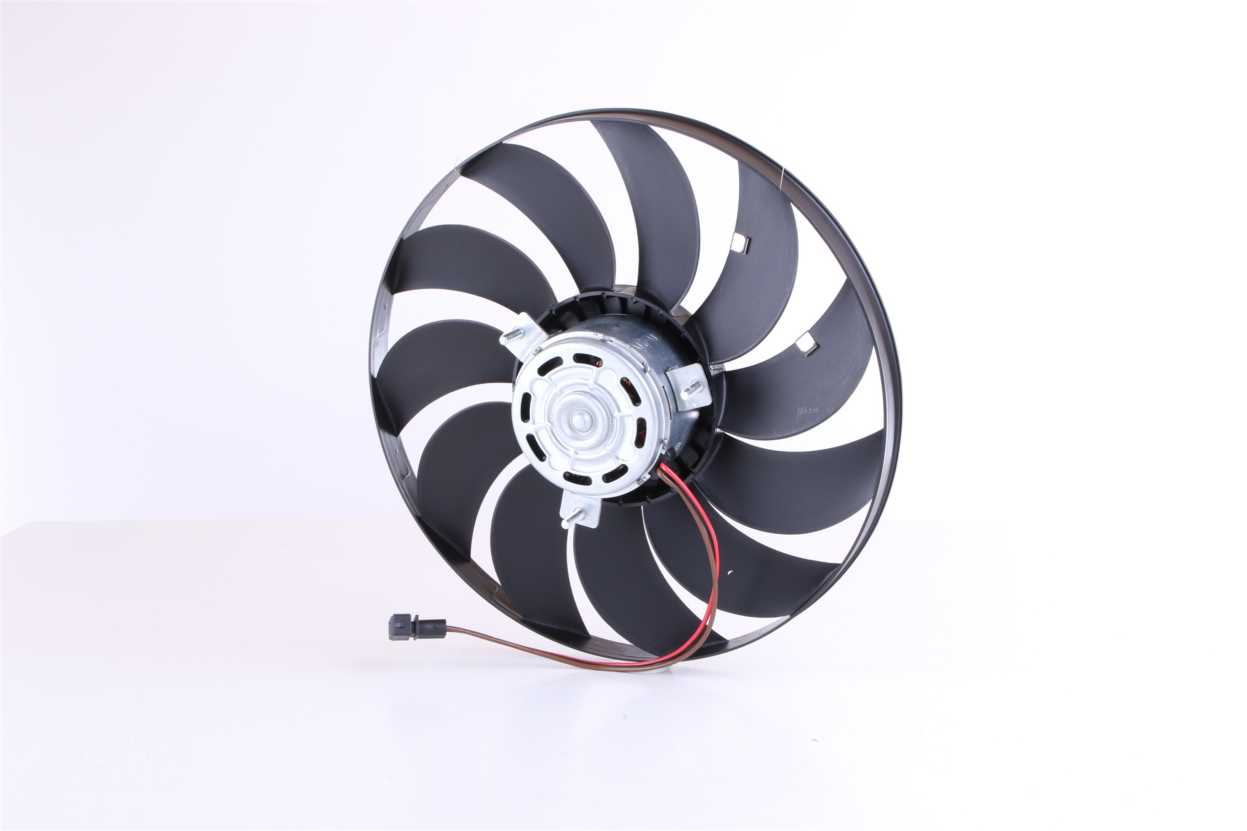 85676 Hűtőventillátor Volkswagen TOURAN NISSENS