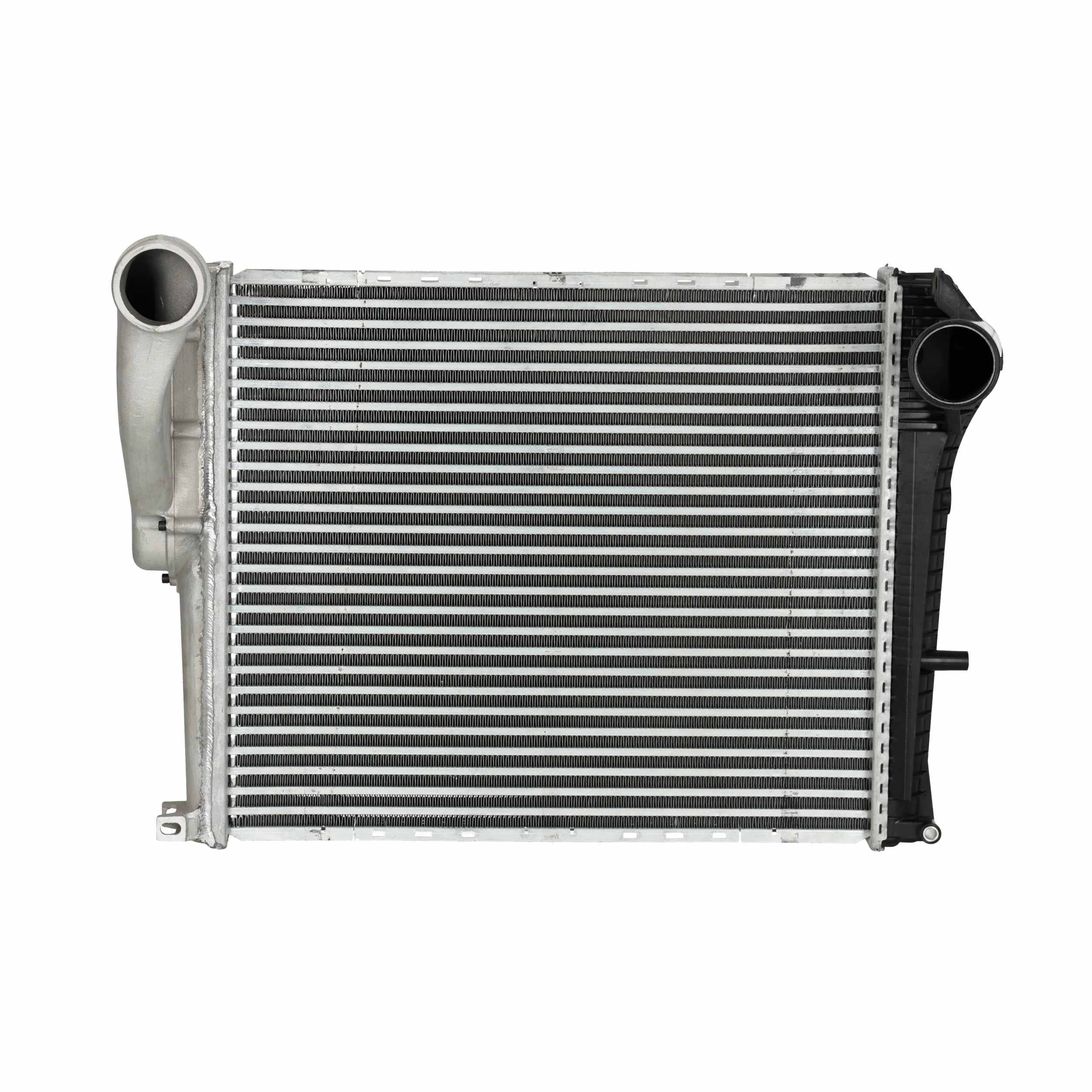 Intercooler 97073 NISSENS 74 82 143 049 RENAULT TRUCKS