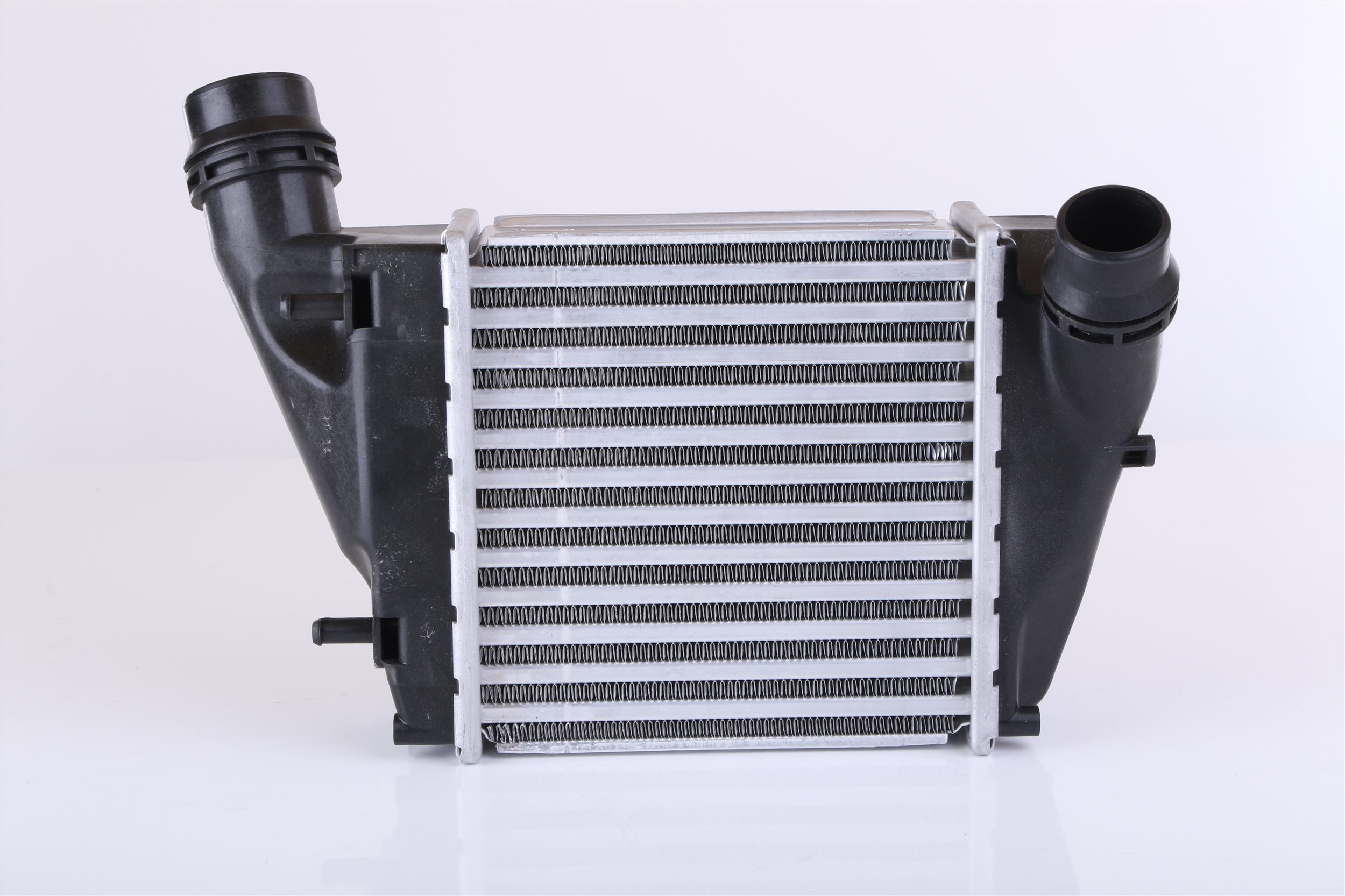 NISSENS 96452 Intercooler