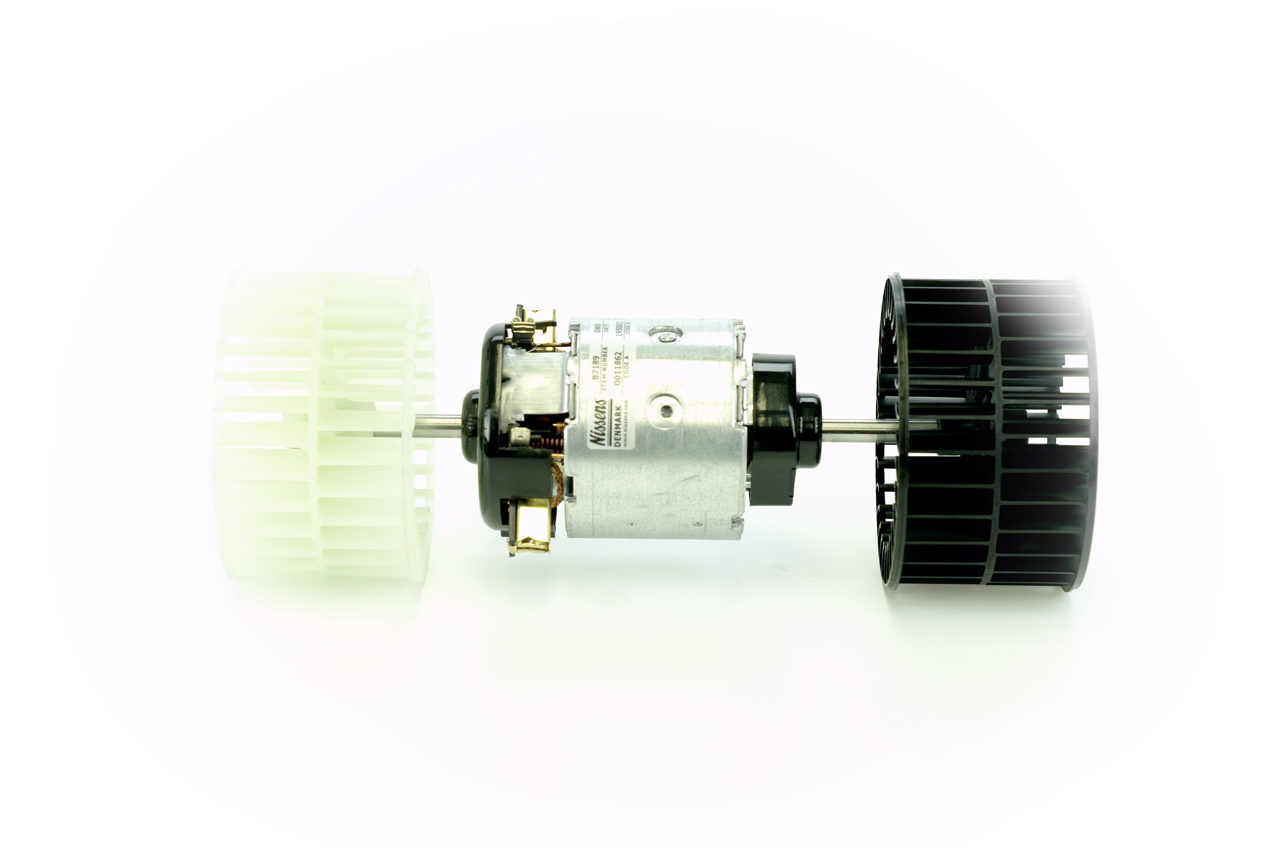 Moteur électrique, pulseur d'air d'habitacle 87189 NISSENS 001 830 0208 MAN