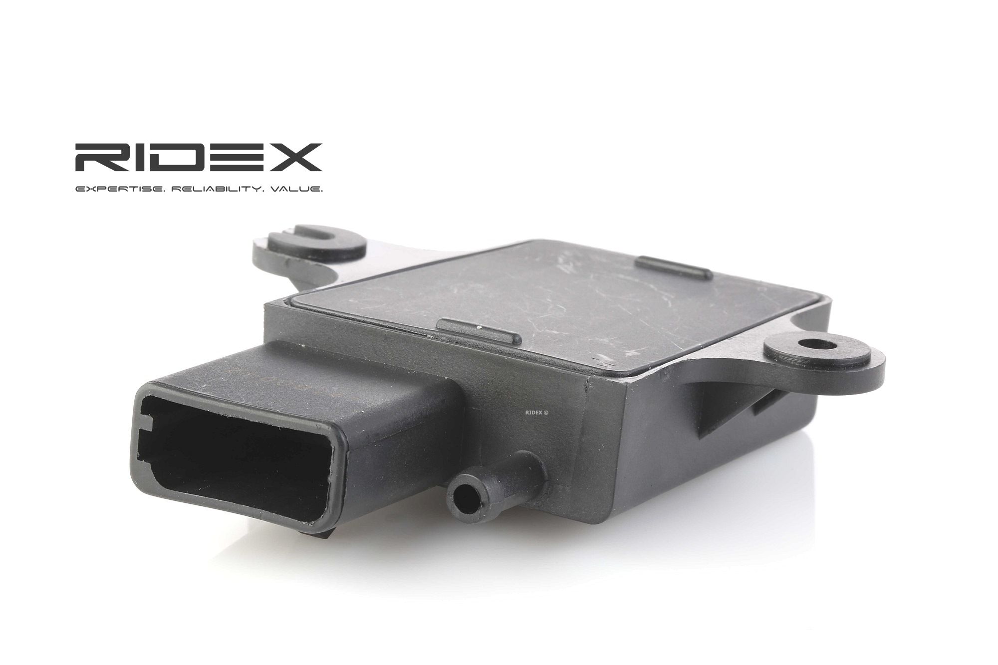 Side view of RIDEX 161B0042 Boost Gauge without cable