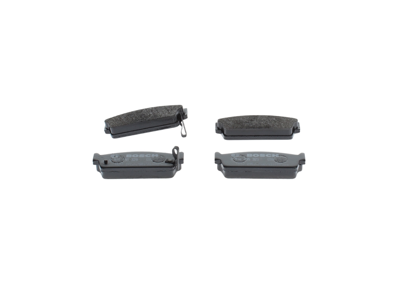 Fékbetét készlet, tárcsafék 0 986 495 329 BOSCH 44060-41L86 NISSAN
