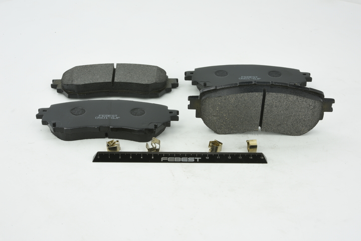 Plaquettes de frein 0501-GJF FEBEST GHY9-33-28ZA Plaquettes de frein 0501-GJF FEBEST GHY93328ZA MAZDA