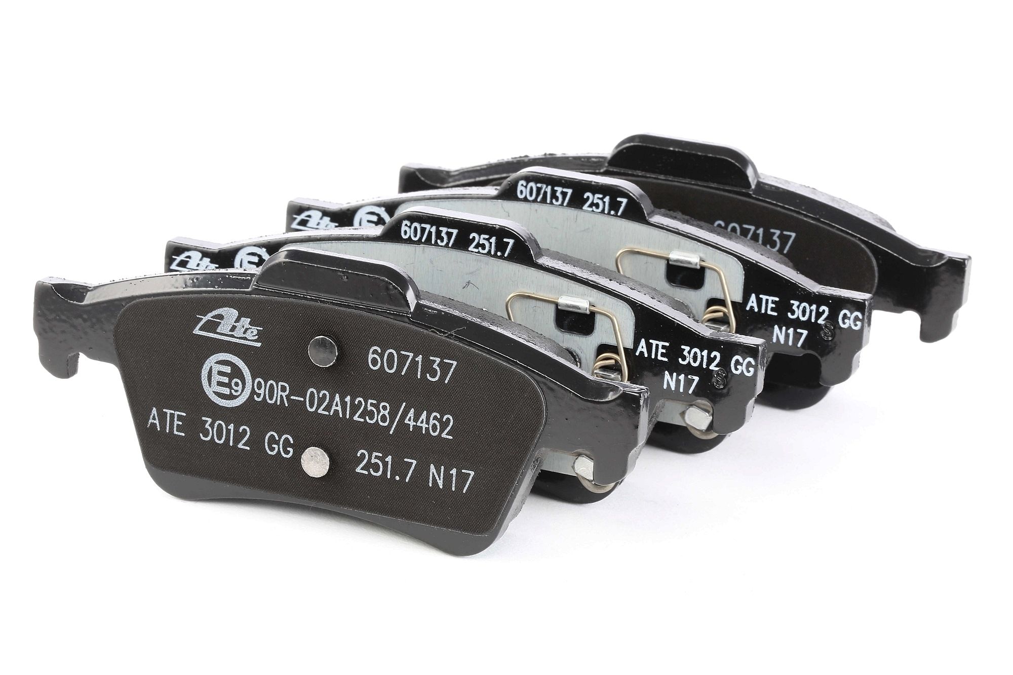 ATE 13.0460-7137.2 Brake pad set excl. wear warning contact-image-956218