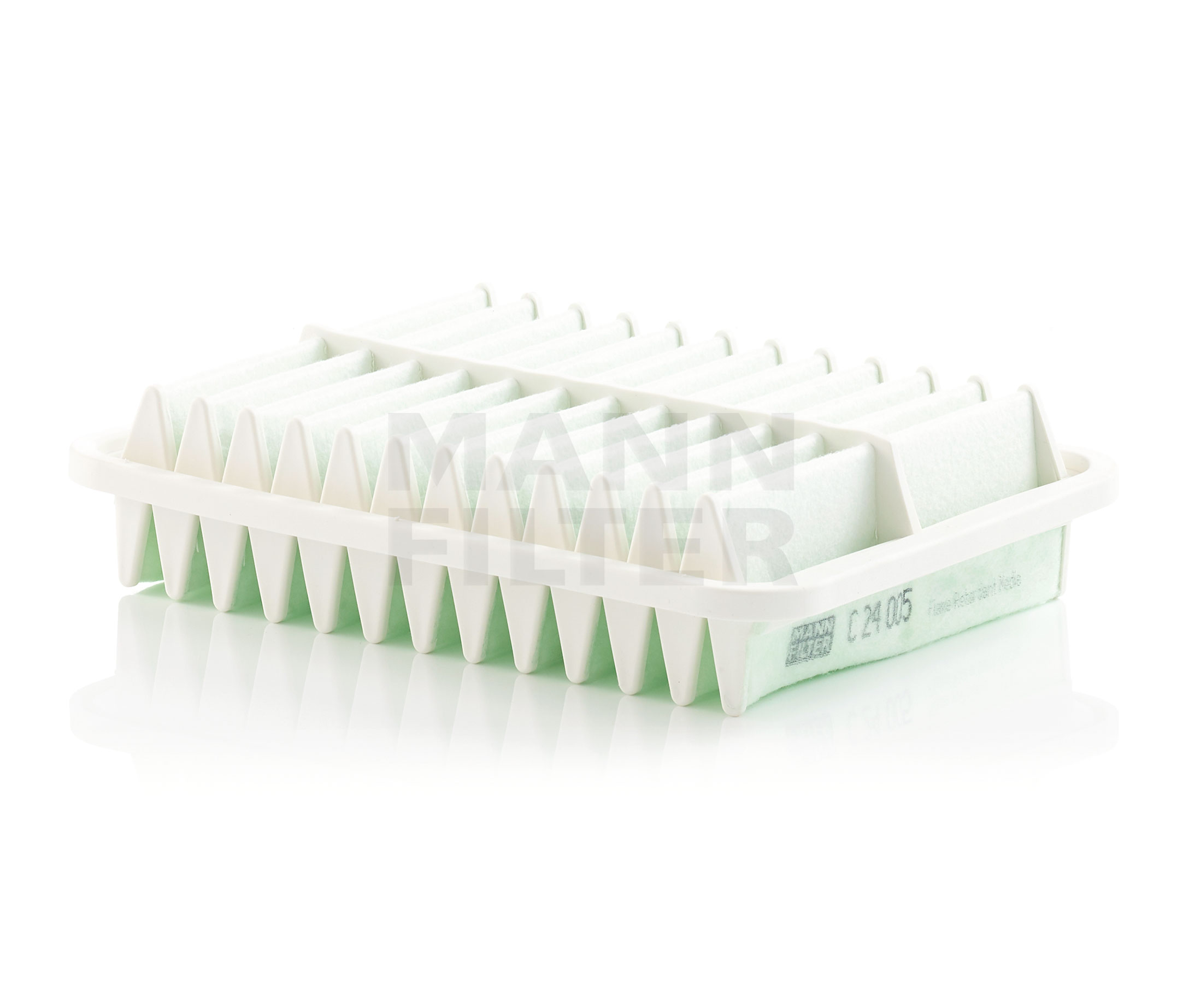 Side view of MANN-FILTER C 24 005 Air filter Filter Insert